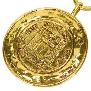 CHANEL Gold Necklace